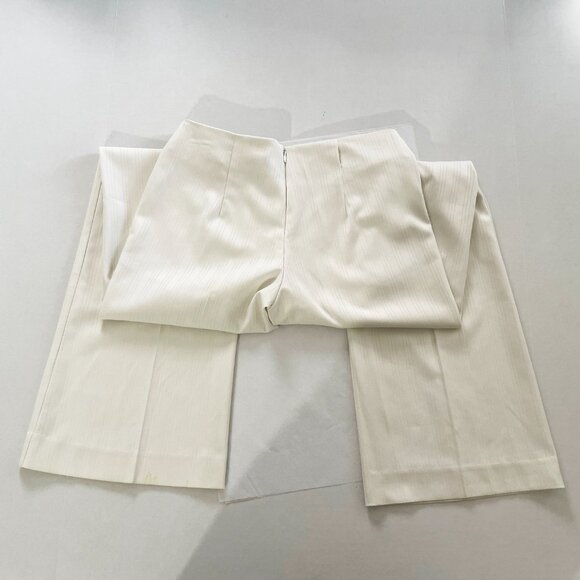 Bebe White Pant Suit w/Subtle Striped Pattern | Size 6 Jacket | Size 4 Pants - Picture 7 of 12